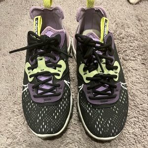 Women’s Nike shoes